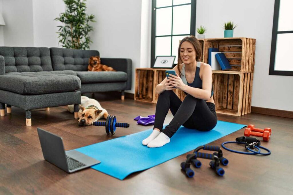 Treinar em casa vale a pena? Saiba quais equipamentos comprar primeiro